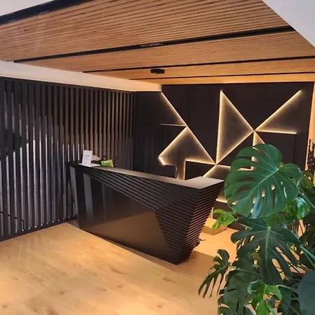 Luxury Design Loft Apartment, , Swimming Pool, Gym , Private Parking *