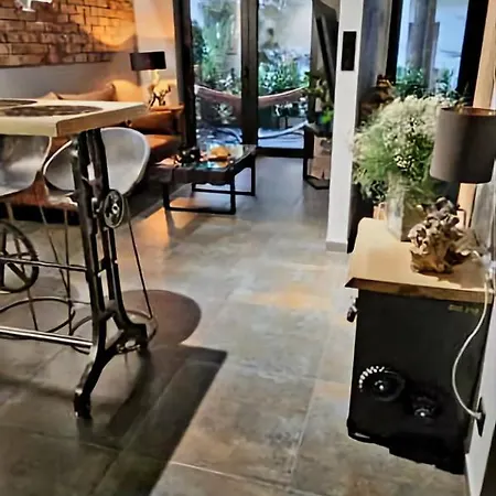 Apartment Luxury Design Loft Apartment, , Swimming Pool, Gym , Private Parking Krakow