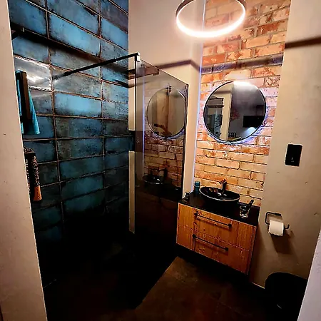 Luxury Design Loft Apartment, , Swimming Pool, Gym , Private Parking Apartment *